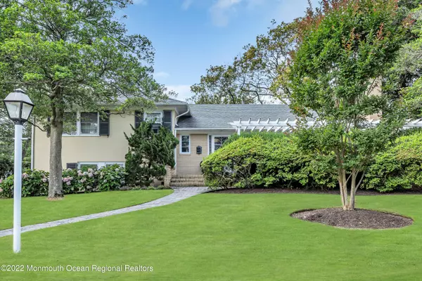 Sea Girt, NJ 08750,206 Boston Boulevard
