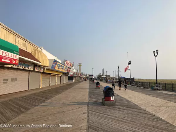 Seaside Heights, NJ 08751,201 Ocean Terrace