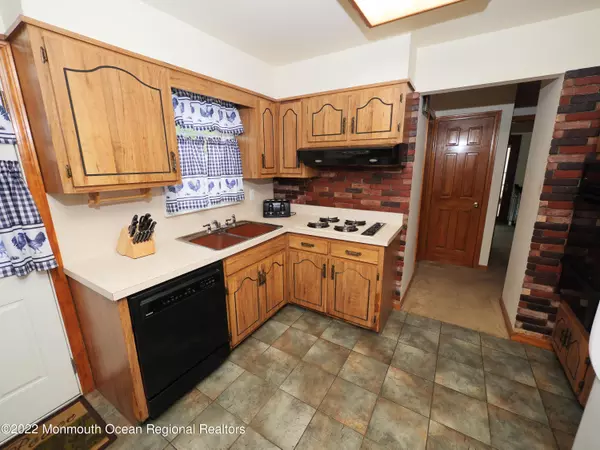 Keyport, NJ 07735,125 Washington Street