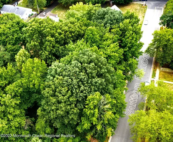 Matawan, NJ 07747,0 Sutton Place