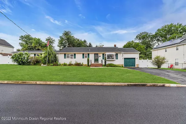 635 Hudson Avenue, Port Monmouth, NJ 07758