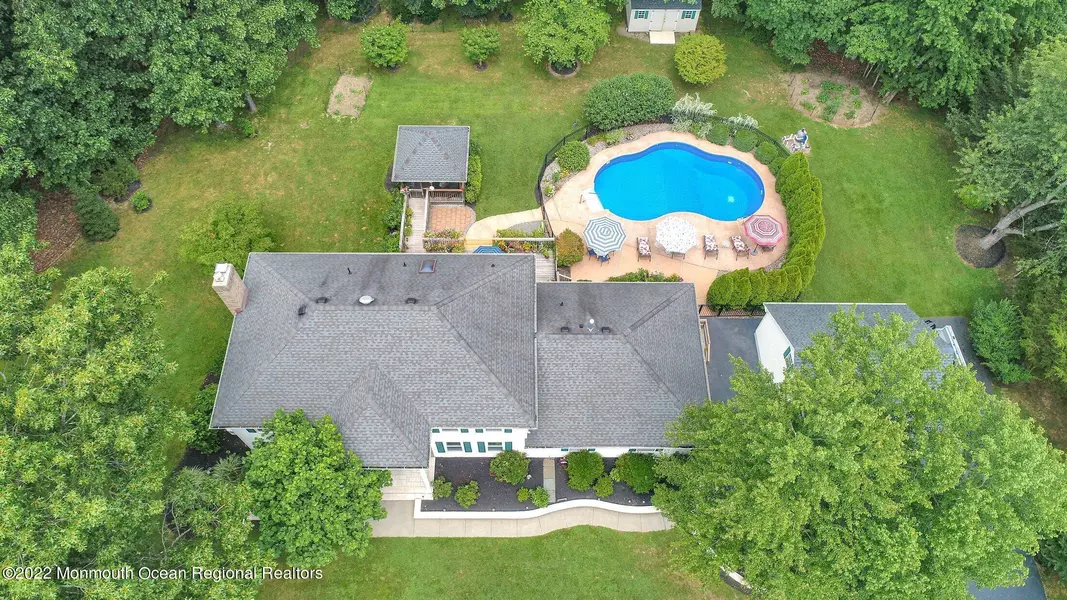 58 Carrs Tavern Road, Millstone, NJ 08510