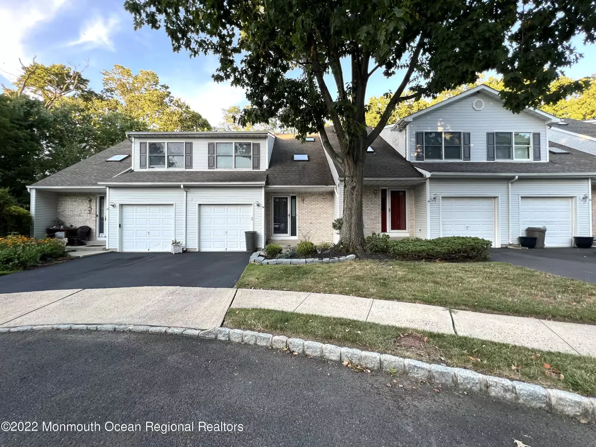 Holmdel, NJ 07733,24 Maria Court