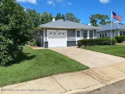 Toms River, NJ 08757,1 Saint David Drive