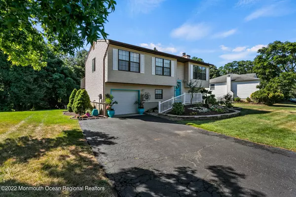 Neptune Township, NJ 07753,8 Brookside Road