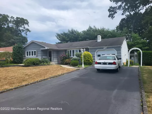 553 Kingsley Court, Toms River, NJ 08753