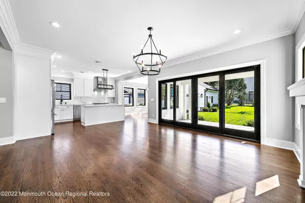 Fair Haven, NJ 07704,182 Oxford Avenue