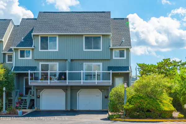 Sea Bright, NJ 07760,5 Island View Way #48