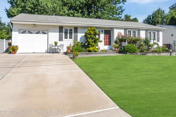 Parlin, NJ 08859,5 Amherst Court