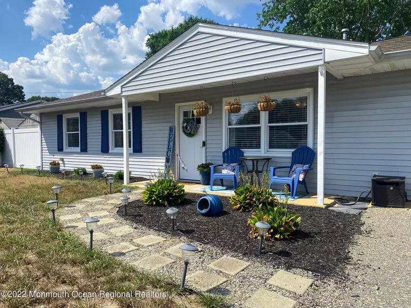 418 Sycamore Drive, Lanoka Harbor, NJ 08734