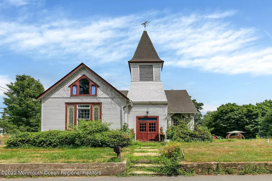 38 Imlaystown Road, Cream Ridge, NJ 08514
