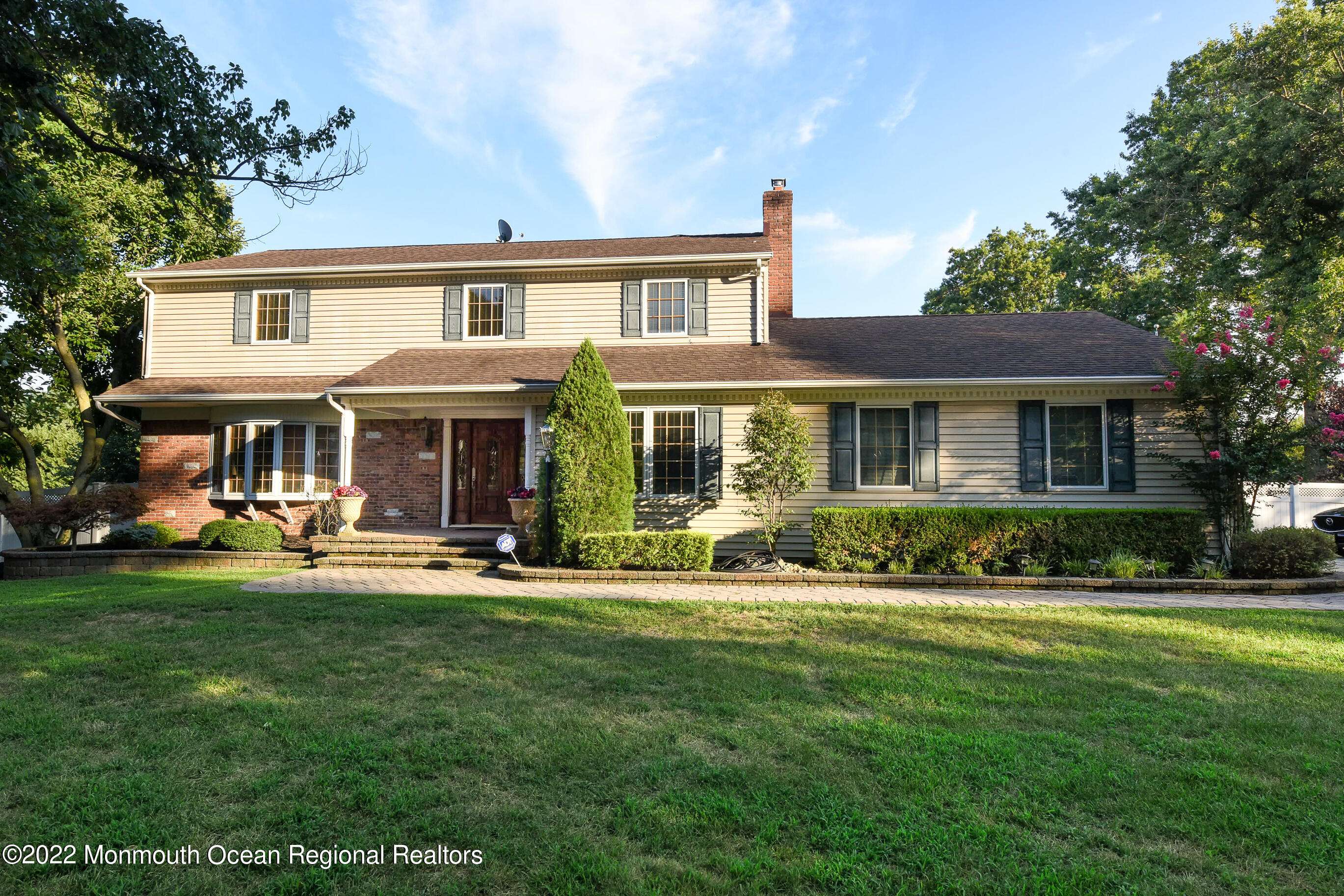 81 Ballantine Road, Middletown, NJ 07748