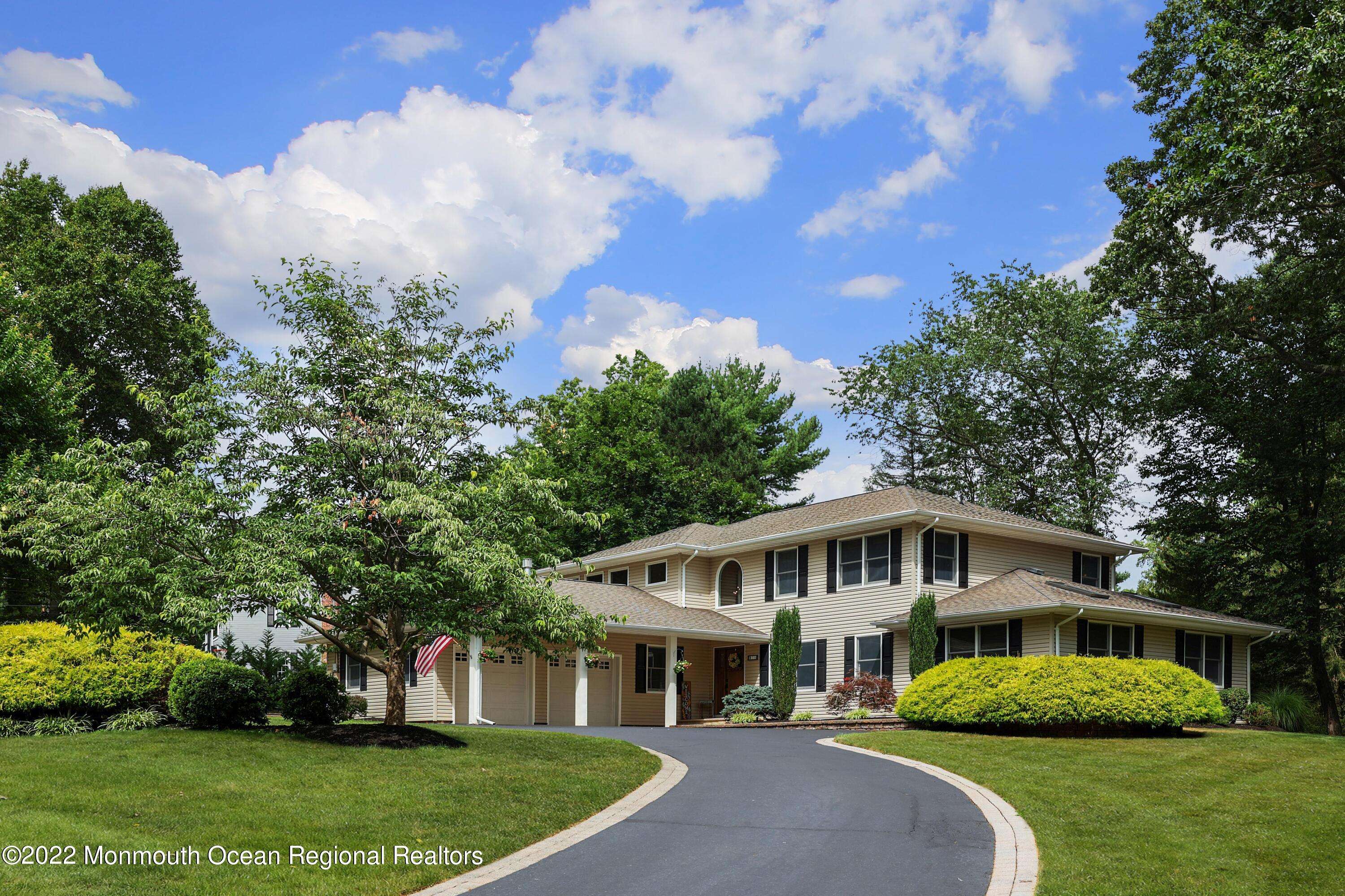 Middletown, NJ 07748,38 Fox Hill Road