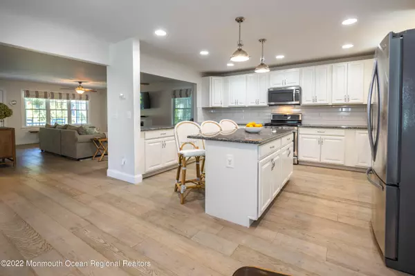 Highlands, NJ 07732,32 Grand Tour