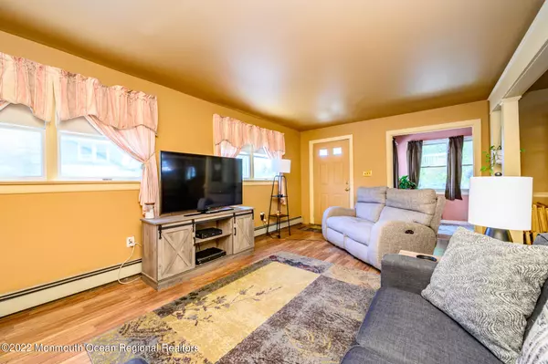 Keyport, NJ 07735,69 Green Grove Avenue