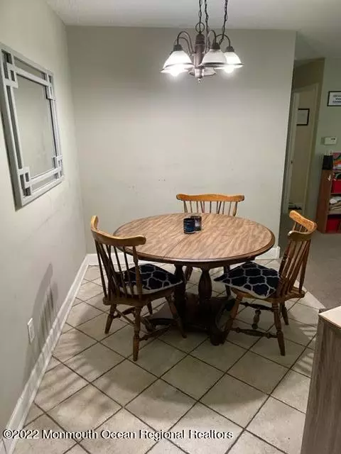 Parlin, NJ 08859,1106 Harbour Club Drive #1106