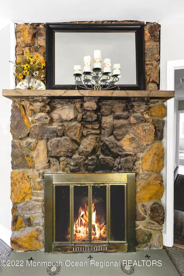 Atlantic Highlands, NJ 07716,111 E Highland Avenue