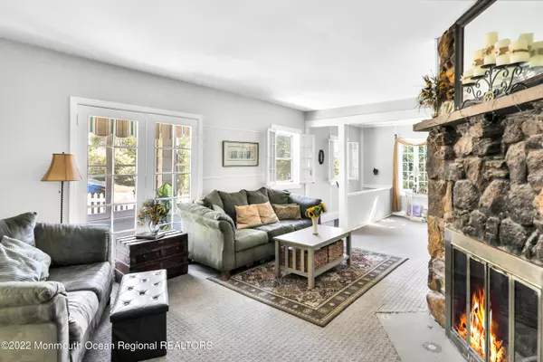 Atlantic Highlands, NJ 07716,111 E Highland Avenue