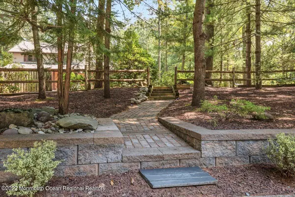 Millstone, NJ 08535,102 Hillside Road