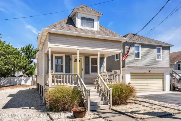 62 Stockton Avenue, Seaside Park, NJ 08752