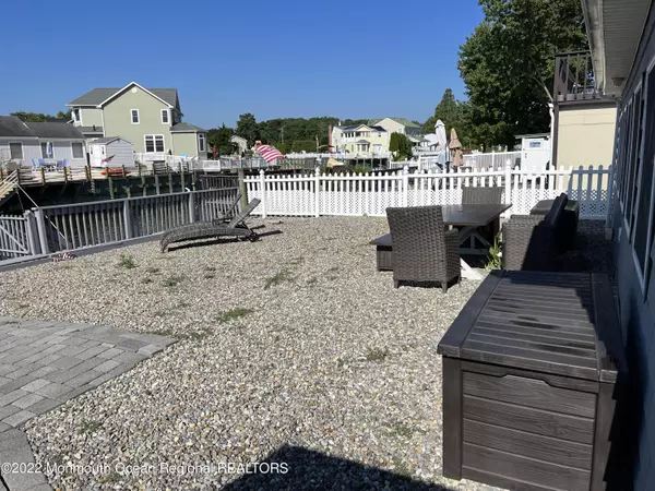 Beach Haven West, NJ 08050,867 Beach Haven West Boulevard