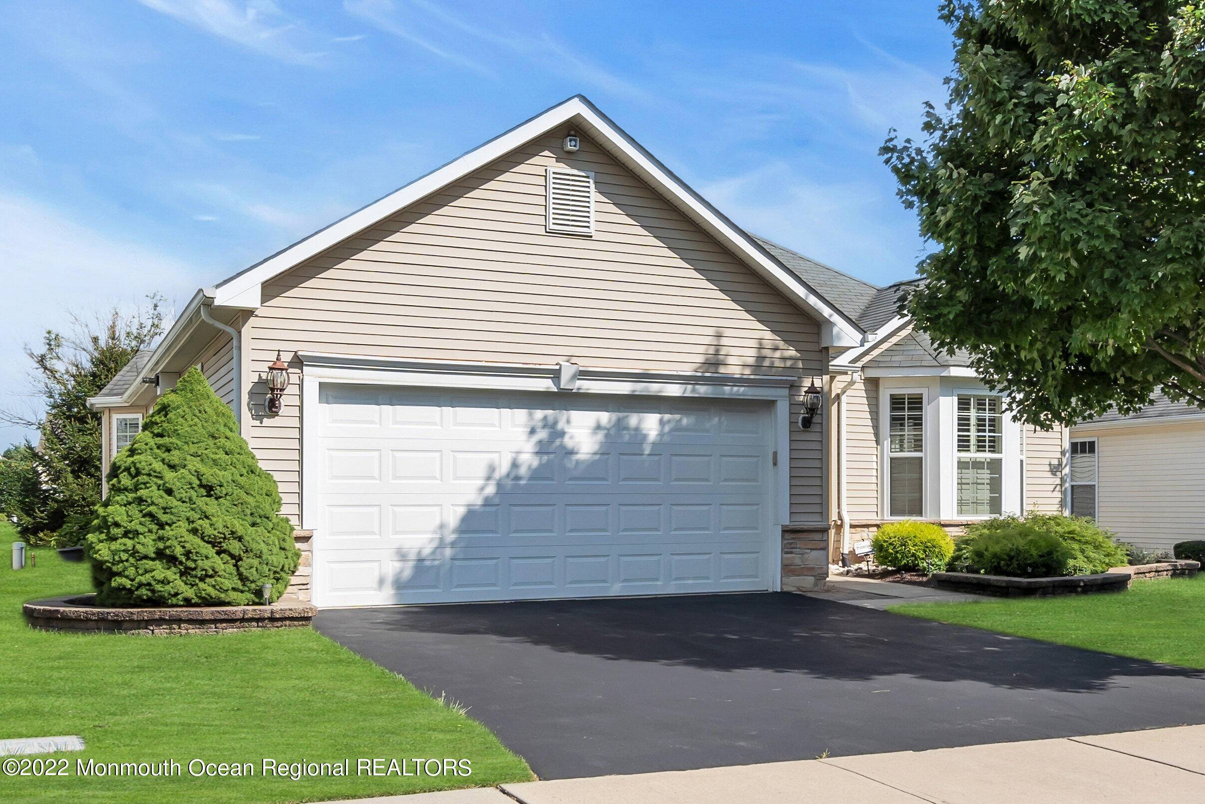 Lakewood, NJ 08701,89 Enclave Boulevard