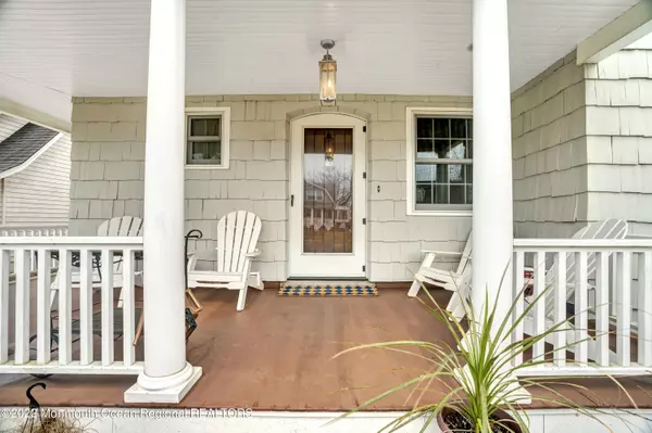 Spring Lake, NJ 07762,405 Essex Avenue