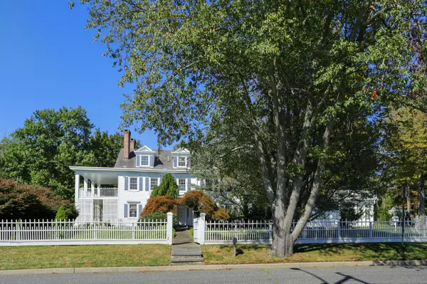 Holmdel, NJ 07733,68 Mccampbell Road