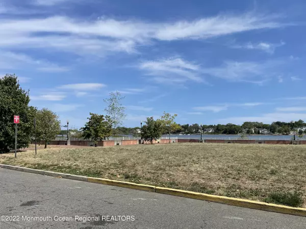 Perth Amboy, NJ 08862,358 Rector Street #313