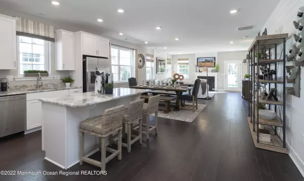 21 Keenland Road, Plumsted, NJ 08533