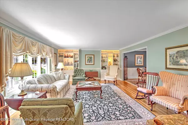 Freehold, NJ 07728,11 Tudor Road