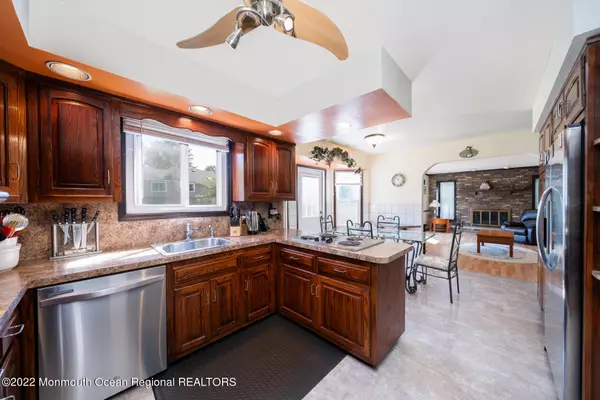 Matawan, NJ 07747,465 Cottrell Road