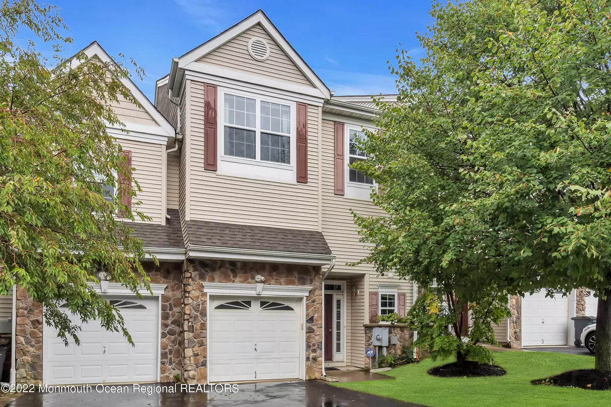 Matawan, NJ 07747,6 Russell Court