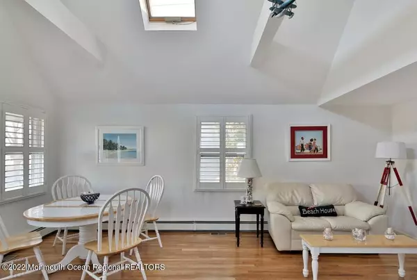 Point Pleasant Beach, NJ 08742,305 Baltimore Avenue