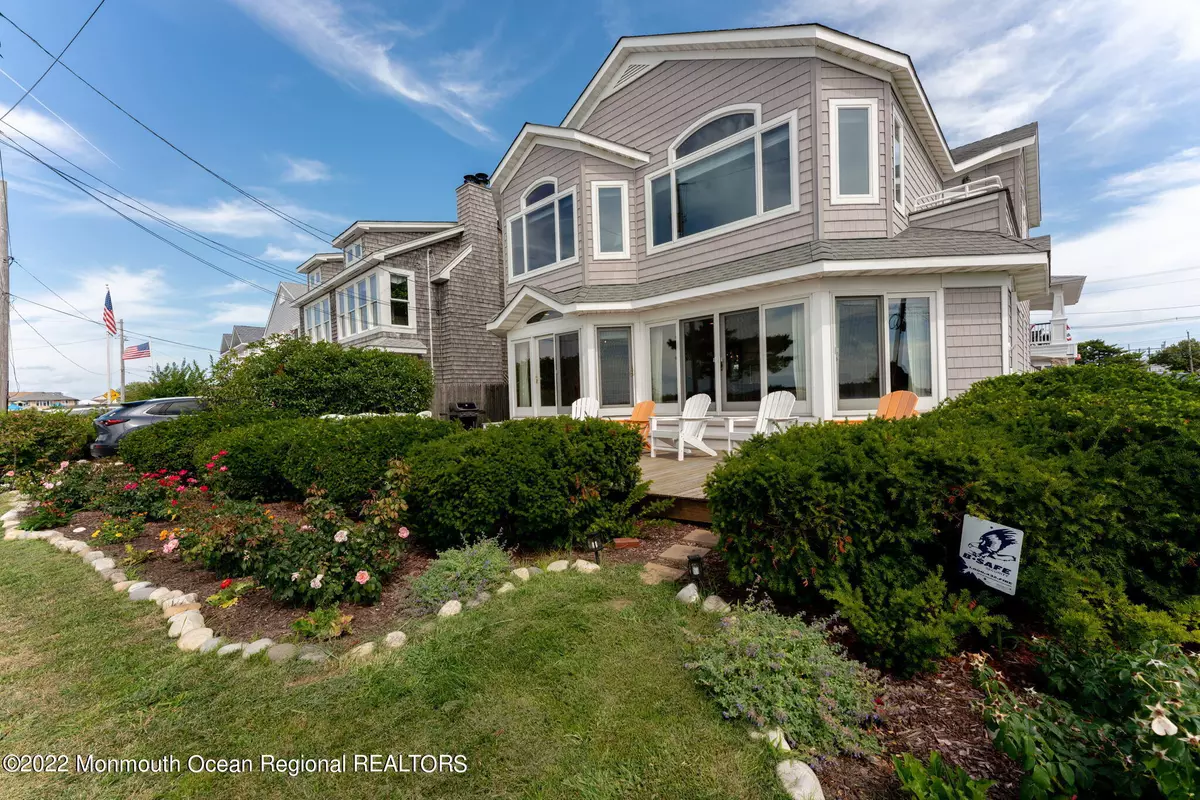 Lavallette, NJ 08735,407 Bay Boulevard