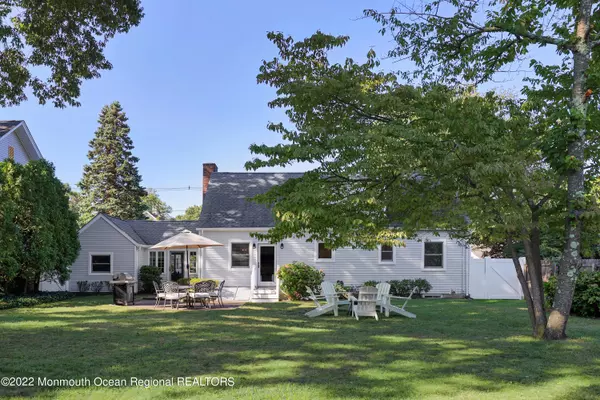 Fair Haven, NJ 07704,35 Lake Avenue