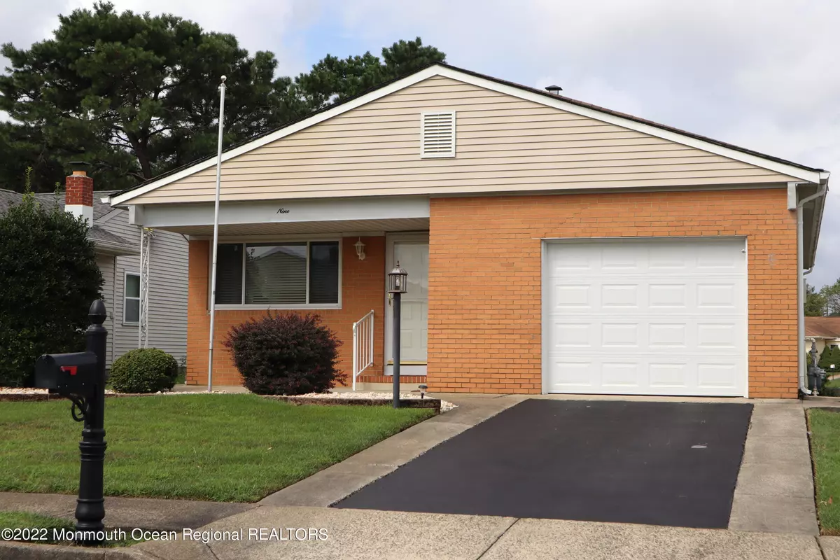 Toms River, NJ 08757,9 Olstins Court