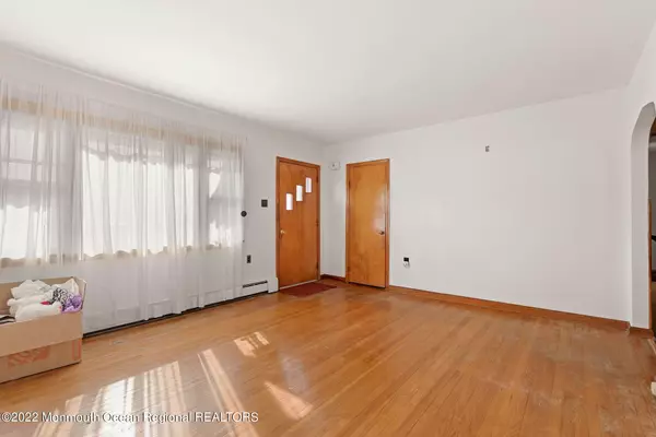 Matawan, NJ 07747,12 Johnson Avenue