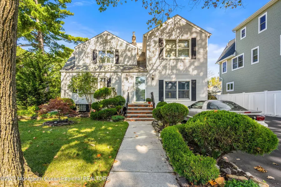 317 W Chestnut Avenue, Metuchen, NJ 08840