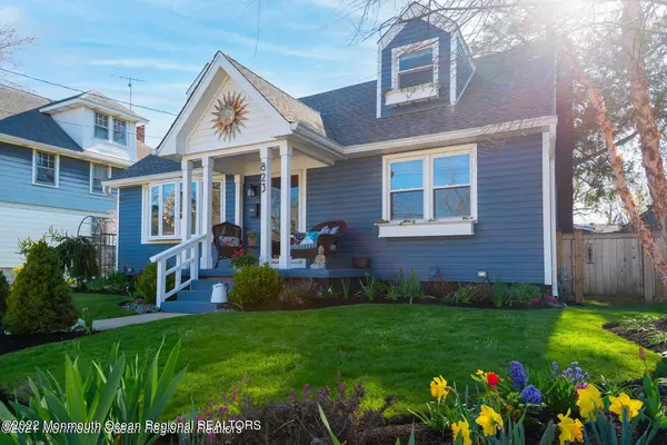 Asbury Park, NJ 07712,823 Dunlewy Street