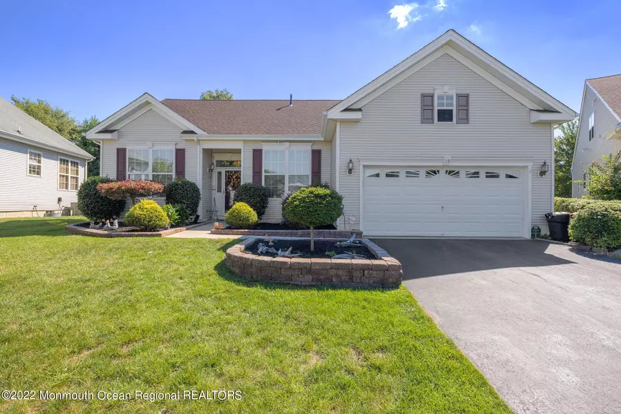 15 Mountain Stream Court, Barnegat, NJ 08005