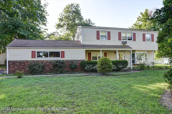 3 Elyar Terrace, Middletown, NJ 07748