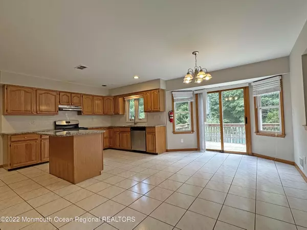 Freehold, NJ 07728,3 Fawn Court