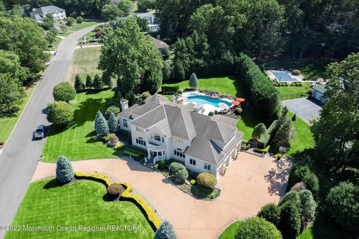 Holmdel, NJ 07733,24 Dora Lane