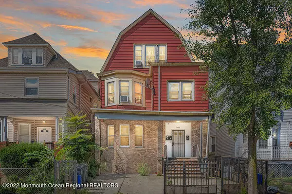 853 S 15th Street, Newark, NJ 07108