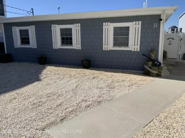 Manahawkin, NJ 08050,31 Joy Road