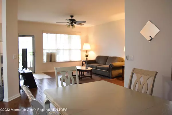 Lakewood, NJ 08701,23 Foxwood Road