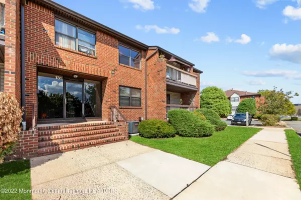 131 Beverly Hills Terrace #H, Woodbridge, NJ 07095