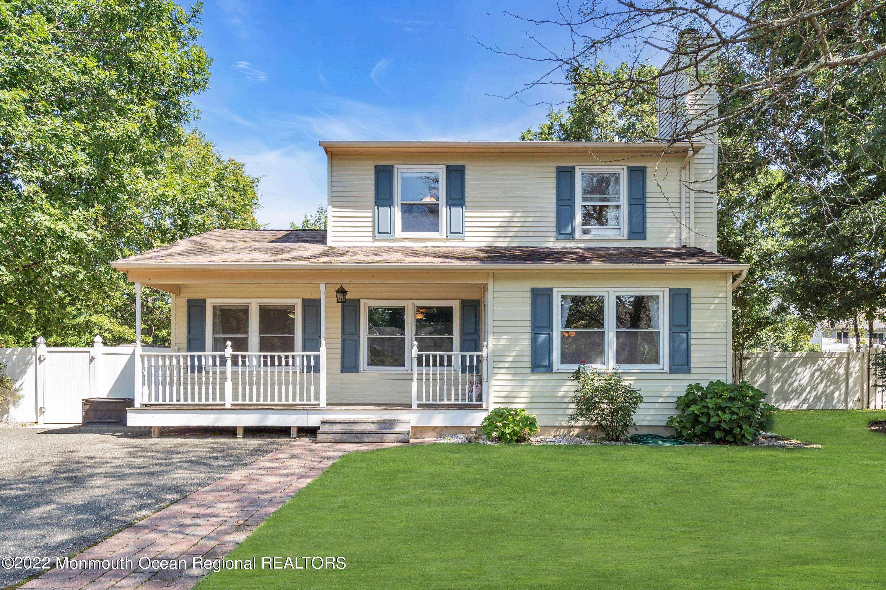 33 Cornwallis Road, Toms River, NJ 08755