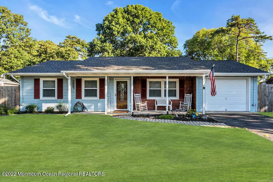 216 Sinclair Avenue, Lanoka Harbor, NJ 08734